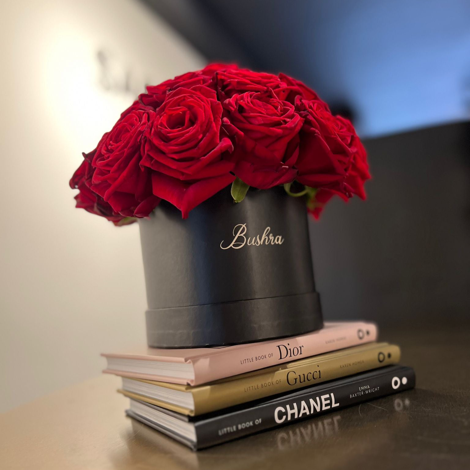 Flowerbox - Red Naomi